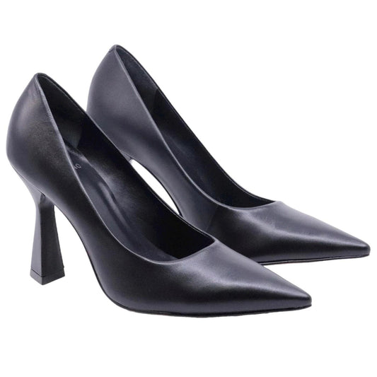 Décolleté donna Carrano 613001 in pelle vernice di colore nero