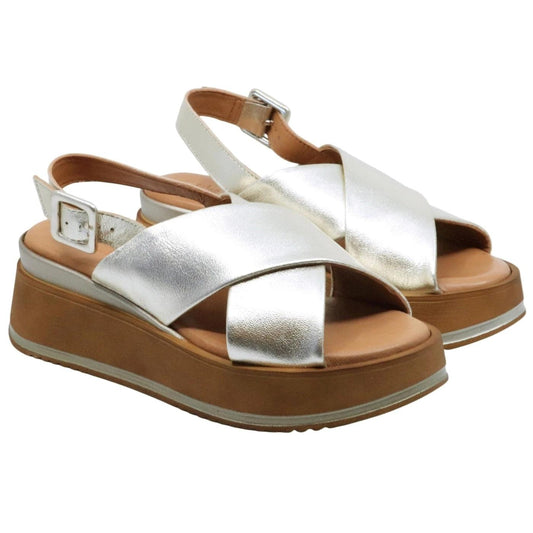 Sandalo con zeppa Mine Vaganti 3896 in pelle laminata platino
