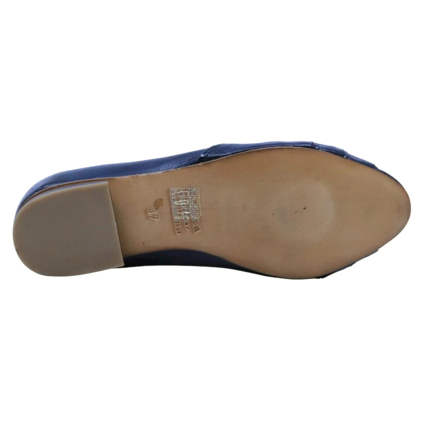 Mocassino donna Kudetà 414700 in pelle blu e dettaglia in nero