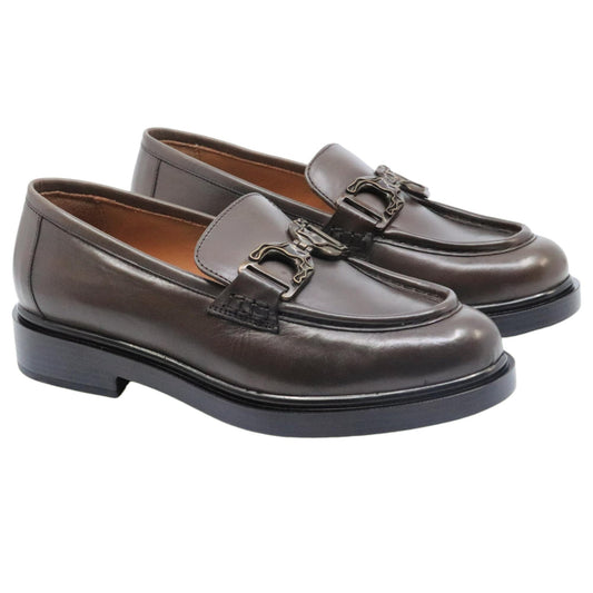 Mocassino donna Triver Flight 709-23 in pelle marrone caratterizzato da un morsetto