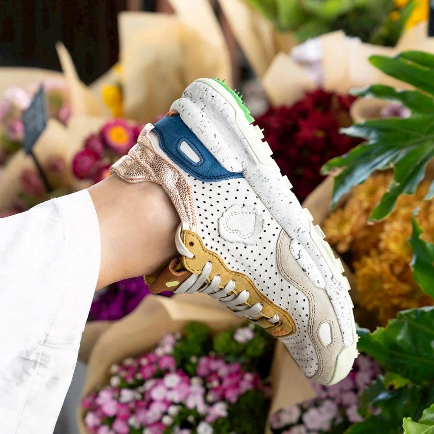 Satorisan Chacrona Laser Premium sneaker donna pelle traforata color girigo chiaro