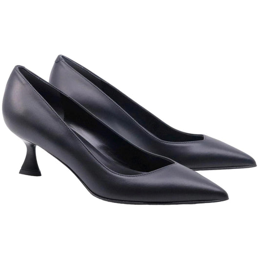 Décolleté Sergio Levantesi da donna realizzata in pelle opaca di colore nero