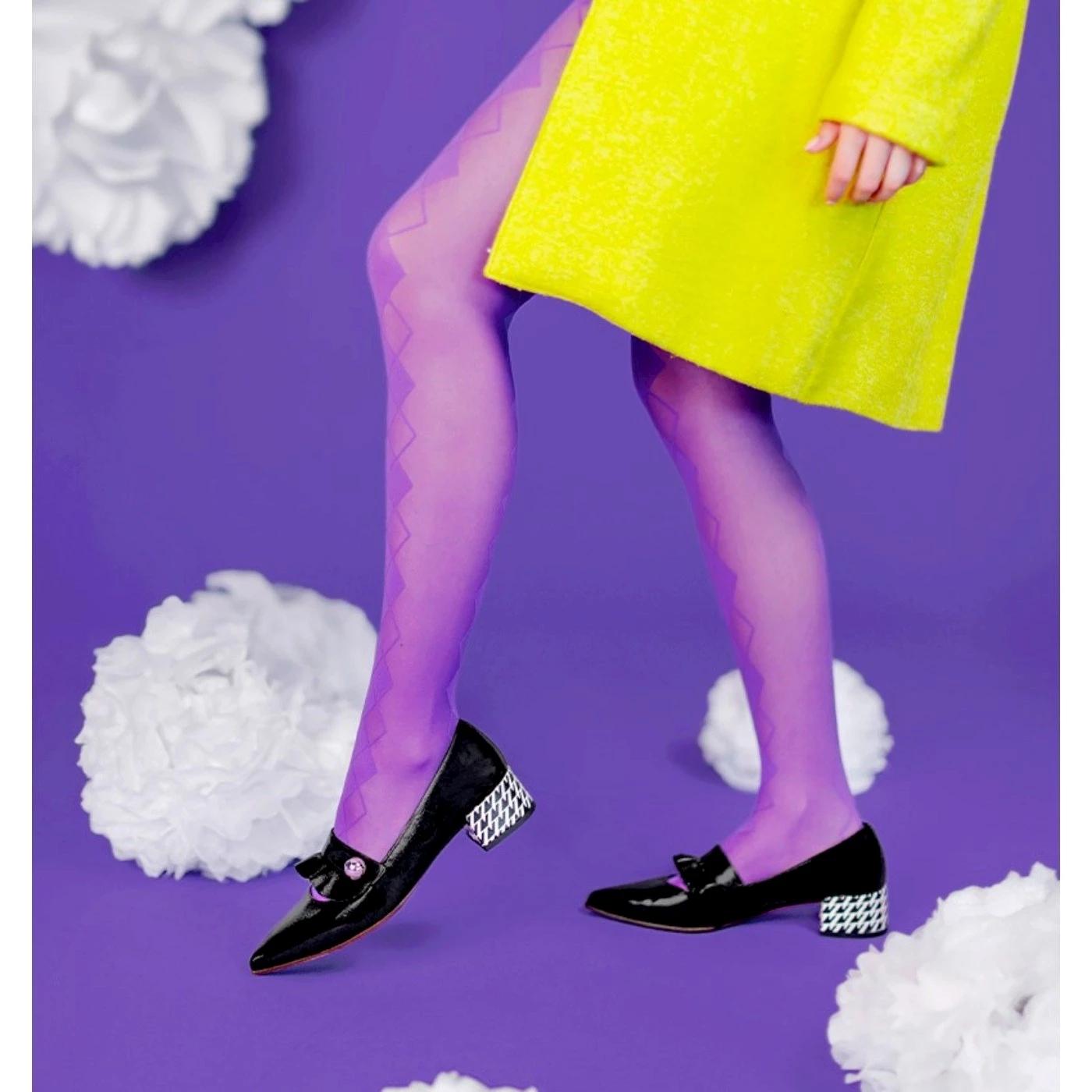 Decolletè Chie Mihara Jakarta in pelle lucida nera