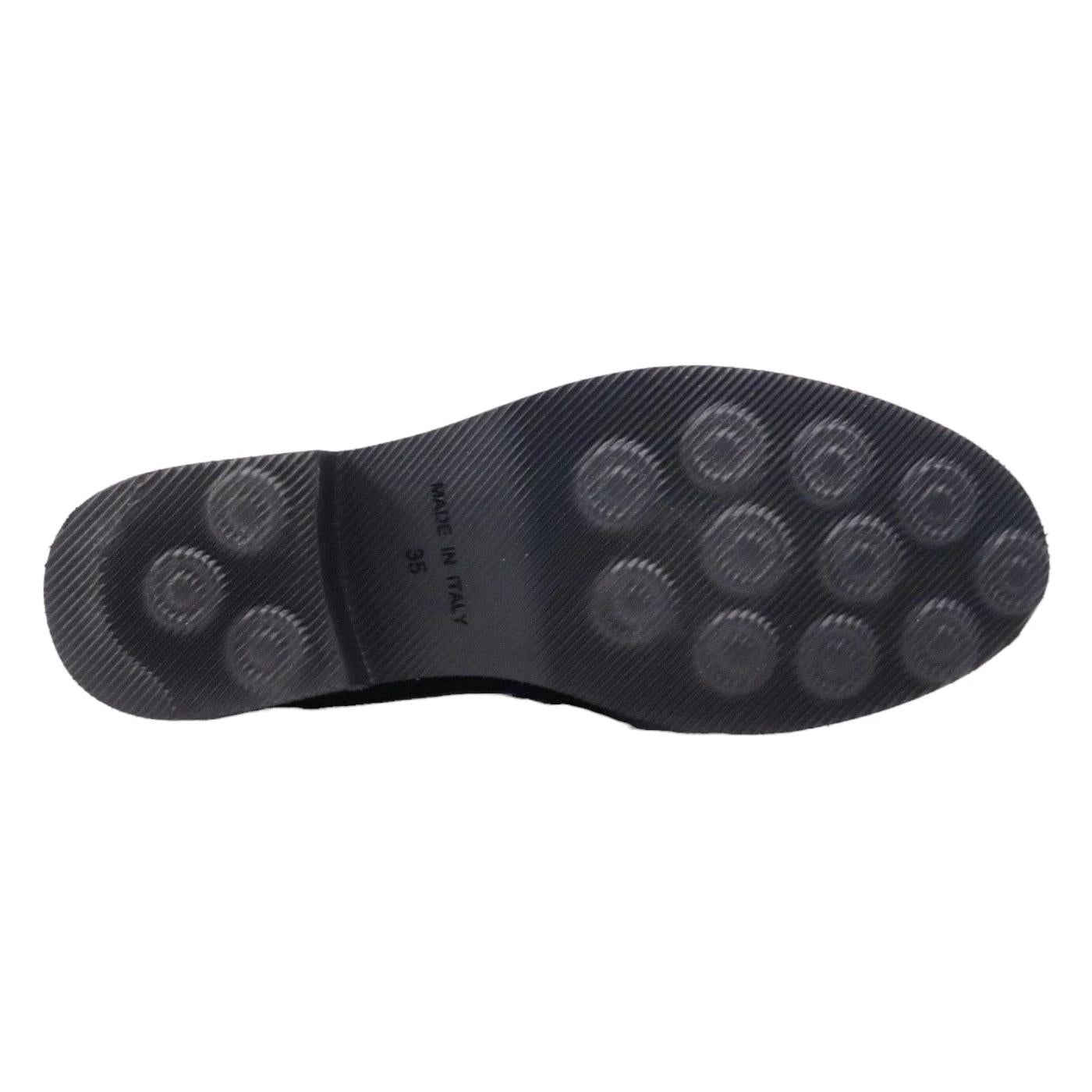 Mocassino donna Le Briella in pelle nappata di colore nero con morsetto