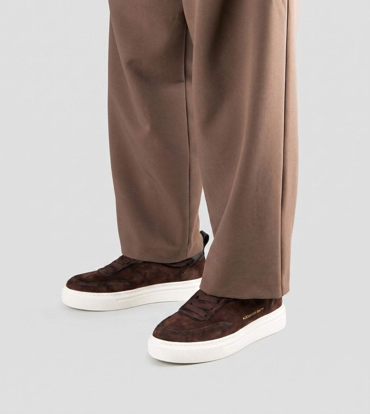 Alexander Smith York Man Dark Brown sneaker uomo in camoscio slavato marrone scuro 