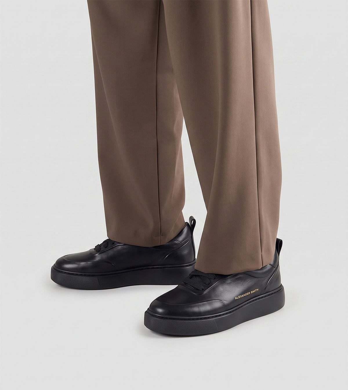 Alexander Smith York Man Black sneaker uomo in pelle nera con suola nera 