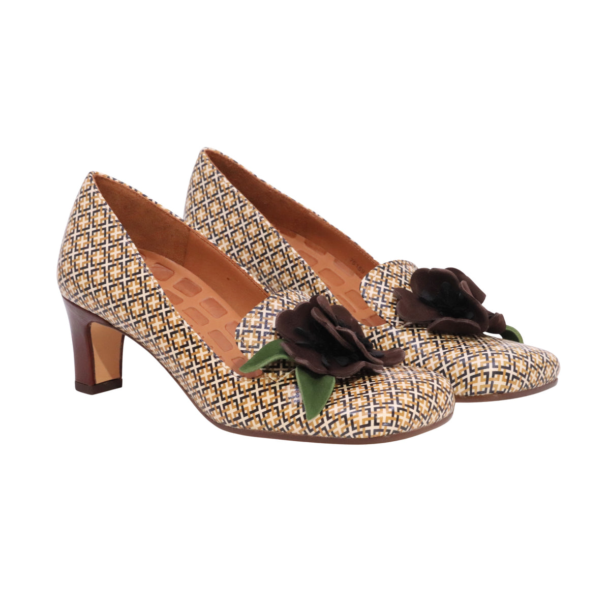 Chie Mihara Shuz Multi décolleté donna con tacco in pelle fantasia e fiore 