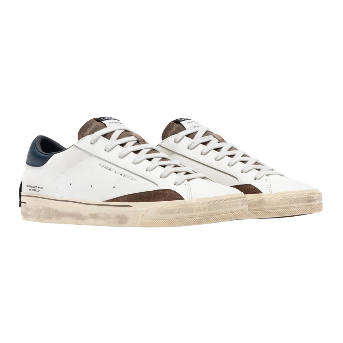 Crime London Distressed 2.0 Navy Oak 10055 sneaker uomo in pelle bianca e camoscio marrone 