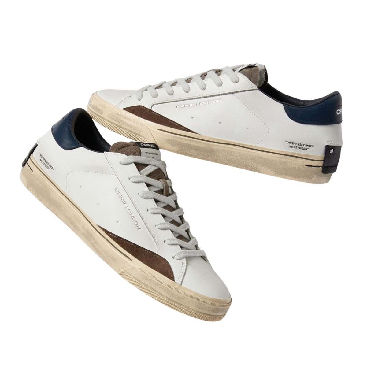 Crime London Distressed 2.0 Navy Oak 10055 sneaker uomo in pelle bianca e camoscio marrone 