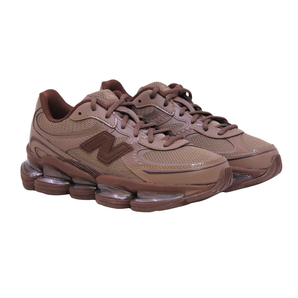 New Balance ABZORB 2000 U20004EY sneaker unisex marrone in tessuto tecnico e pelle 