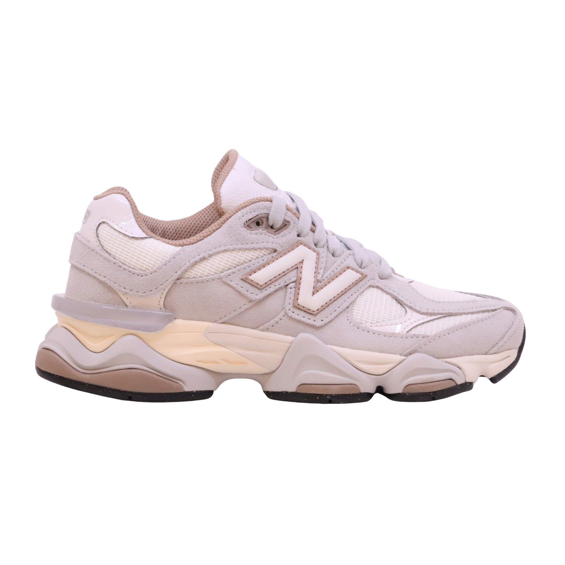 New Balance 9060 Driftwood Sea sneaker unisex in mesh e camoscio grigio ghiaccio 