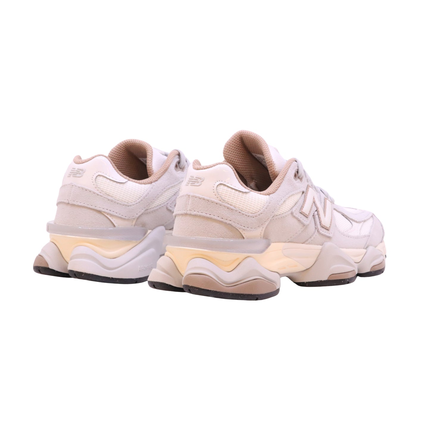 New Balance 9060 Driftwood Sea sneaker unisex in mesh e camoscio grigio ghiaccio 