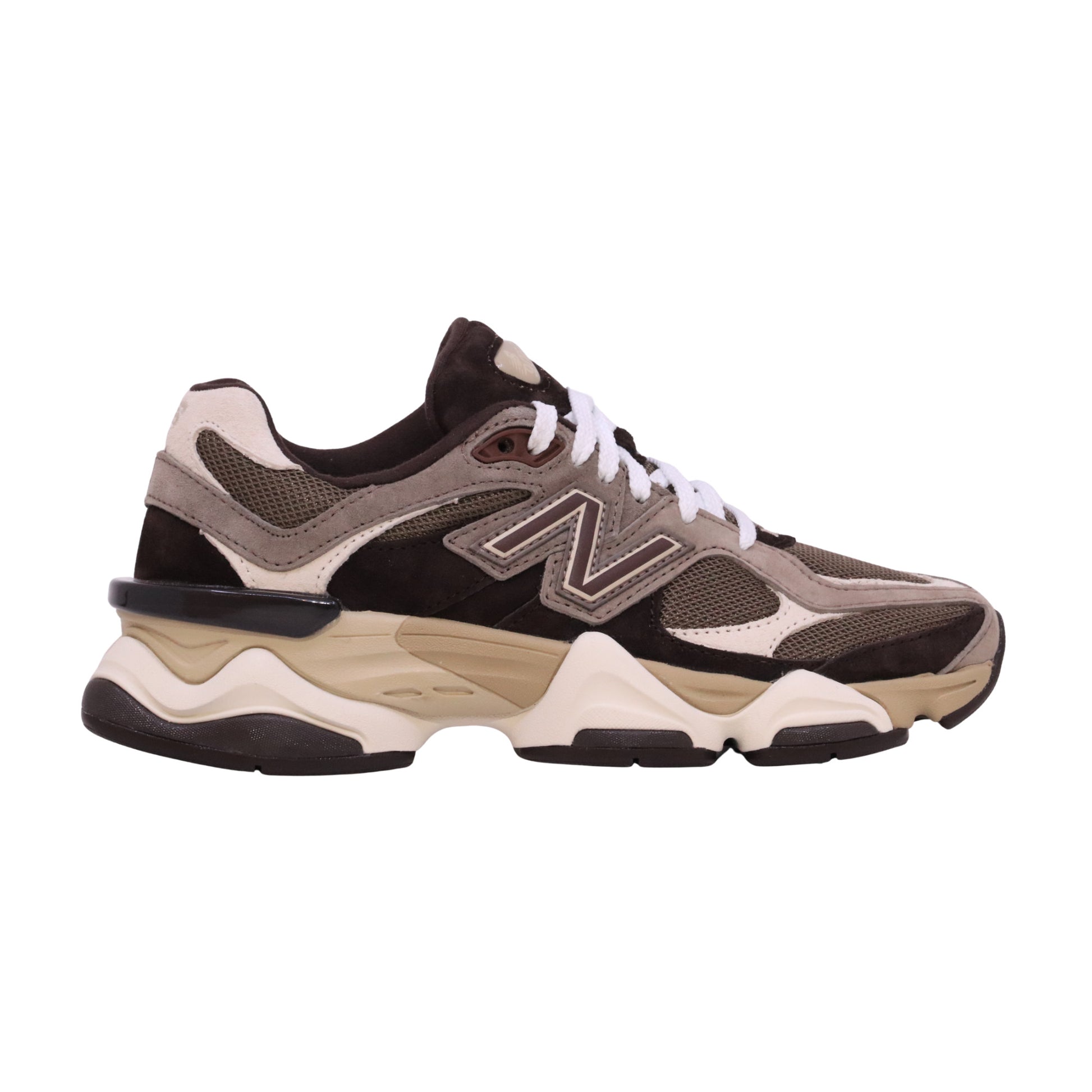 New Balance 9060 U90601BV sneaker unisex in camoscio e mesh marrone 
