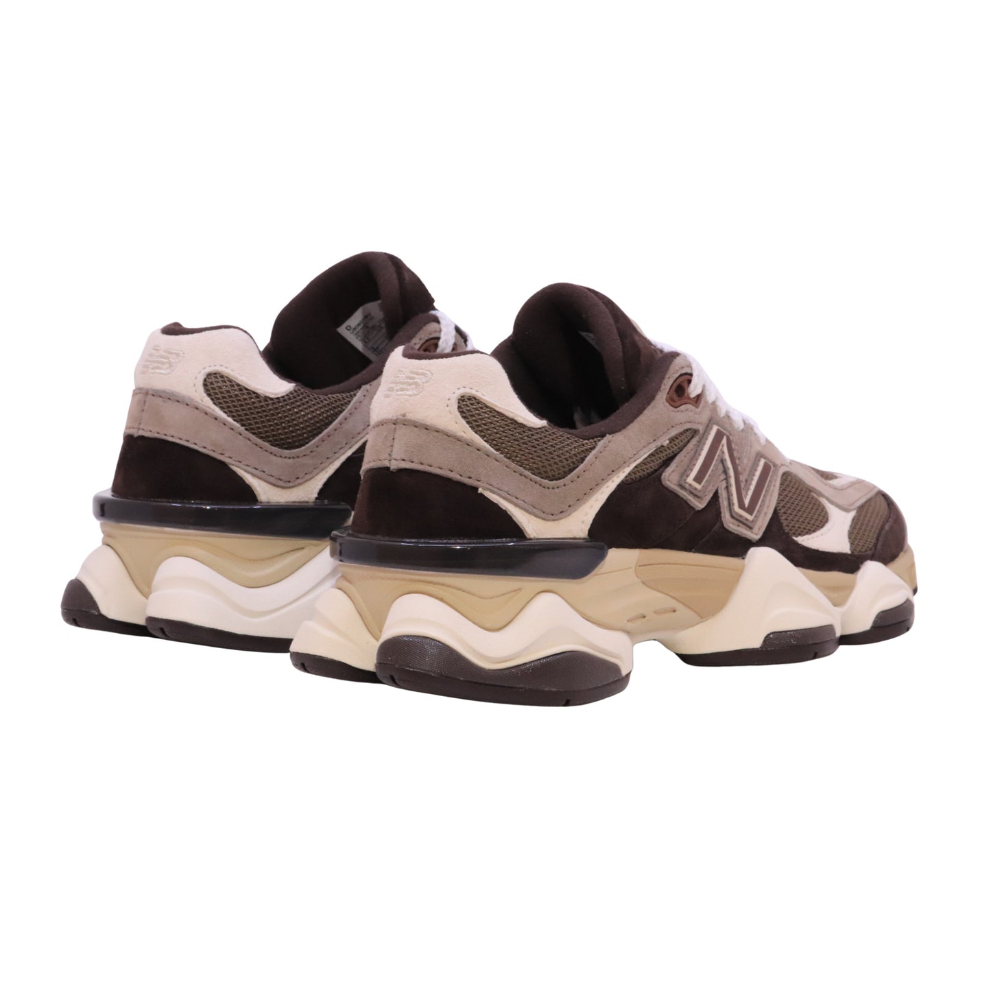 New Balance 9060 U90601BV sneaker unisex in camoscio e mesh marrone 