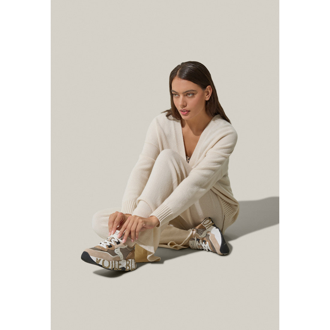 Voile Blanche Club105 sneaker donna Beige Platino in camoscio e tessuto tecnico 