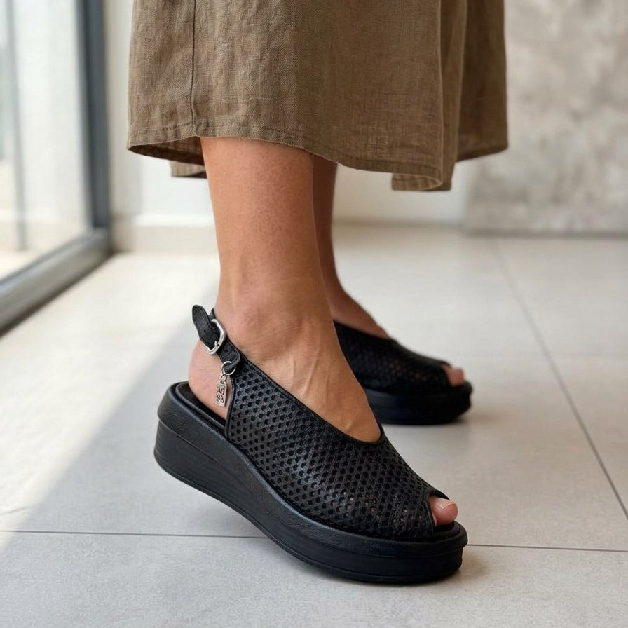 A.S.98 Sama C02011 sandalo donna in pelle nera traforata con zeppa<BR/> 