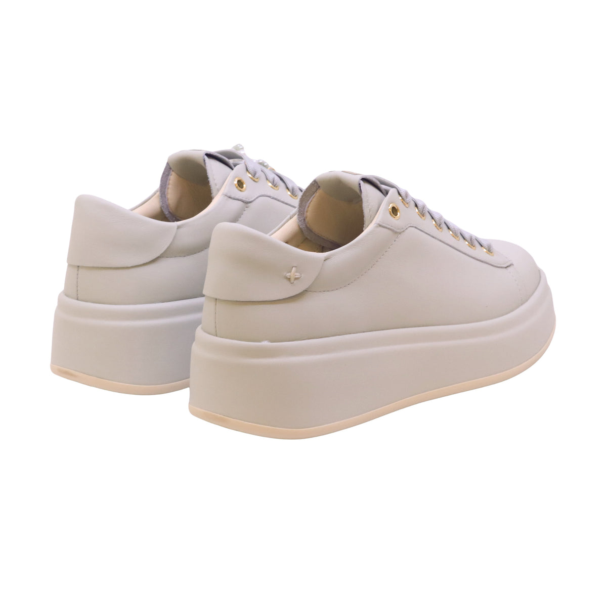 GIO+ Oliva Linda sneaker donna platform in pelle verde chiaro con accessori gioiello 