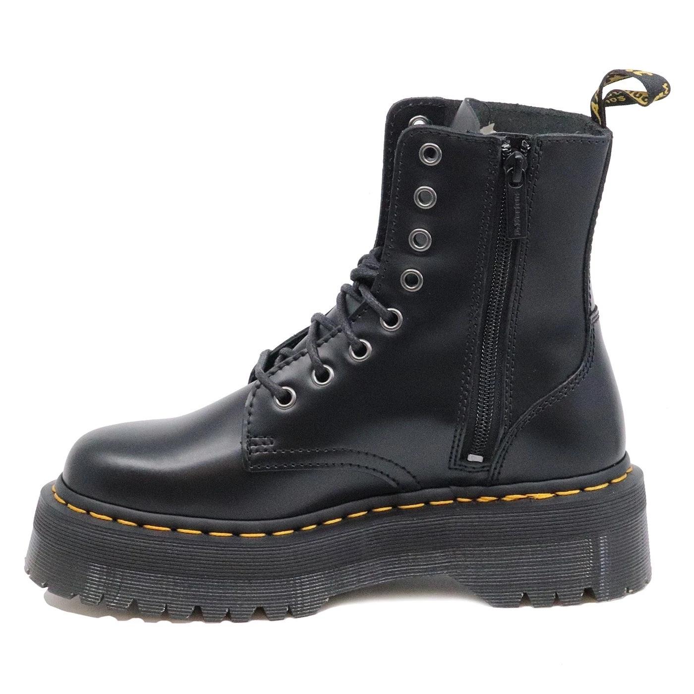 Dr. Martens Jadon anfibio platform donna in pelle Polished Smooth nera 