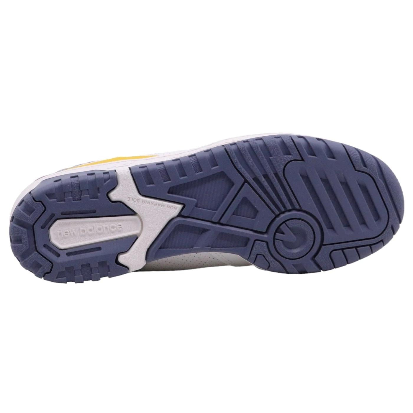 New Balance 550 sneaker unisex in pelle bianca 