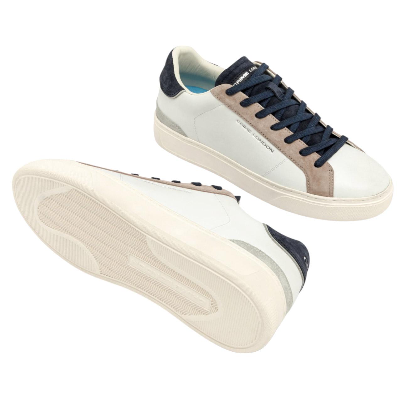 Sneaker uomo Crime London Blade 14700 in pelle bianca con talloncino in camoscio blu 
