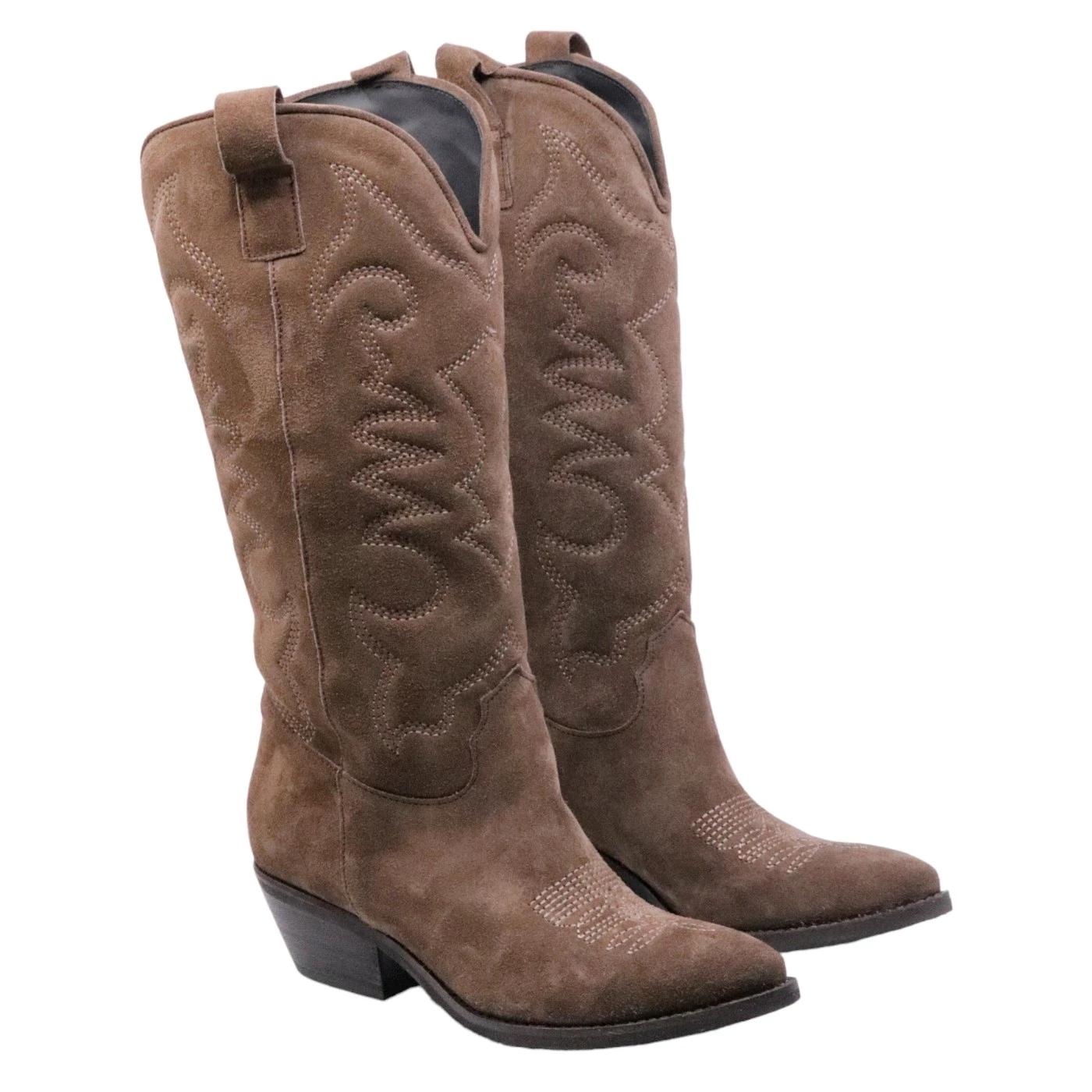 Texano donna Ranyé Jennifer realizzato in pelle scamosciata di colore marrone 