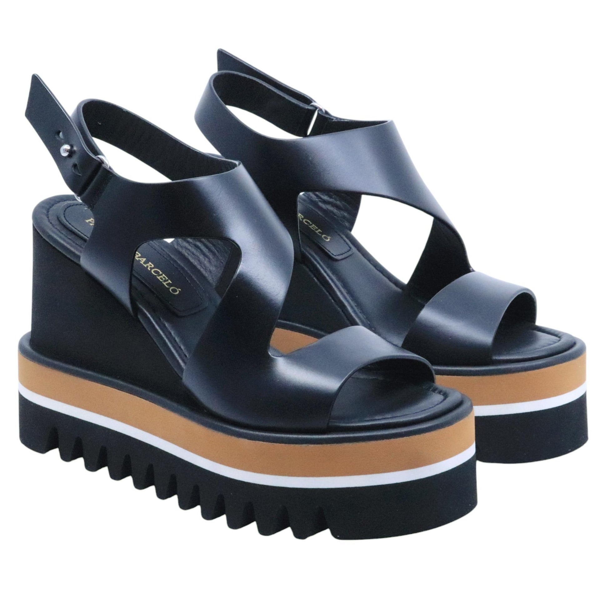 Sandalo con zeppa Paloma Barceló 26 Zarine in pelle nera 