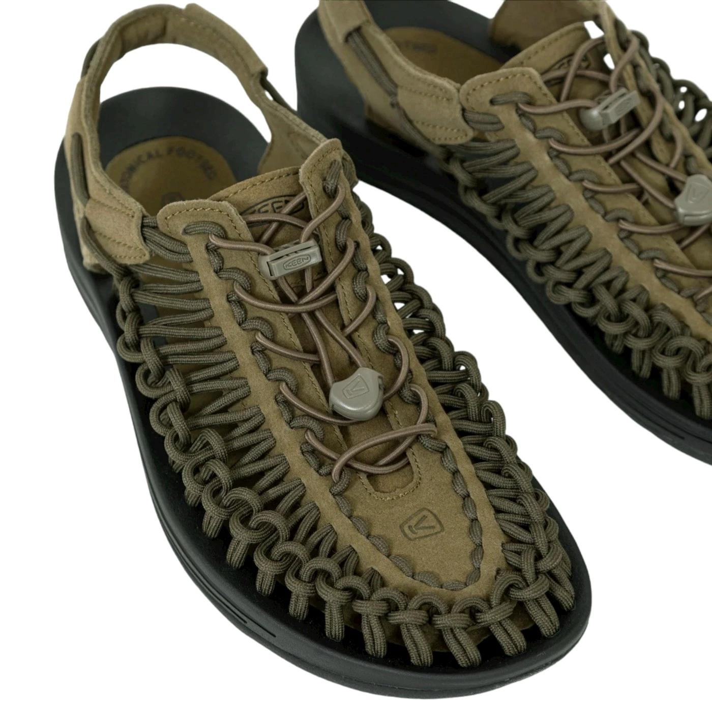 Sandalo uomo Keen Uneek 1023381 con elastico verde 