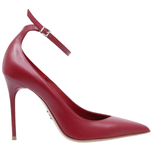 Sergio Levantesi décolleté da donna realizzato in pelle di colore rosso 