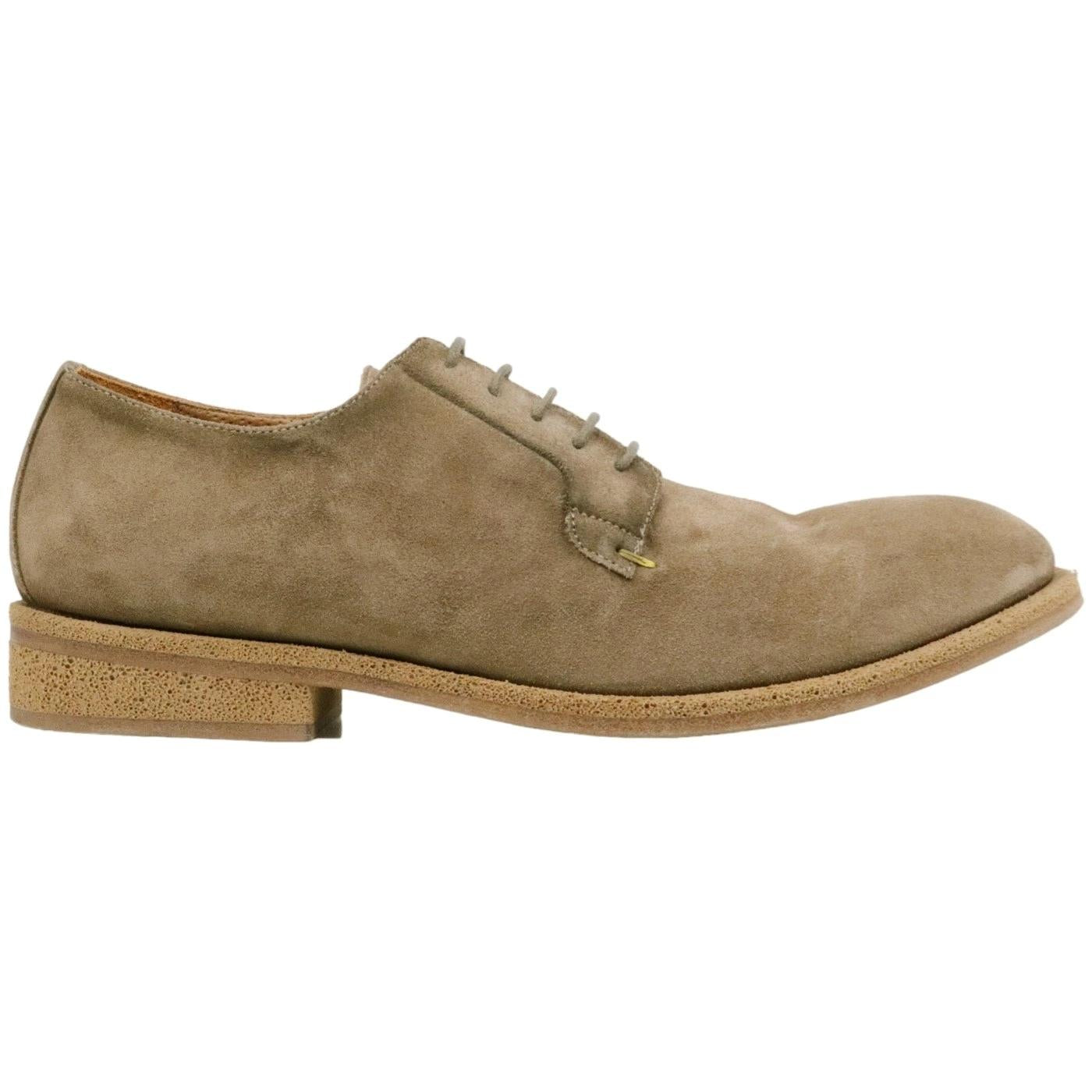 Scarpa Derby uomo Crispiniano 490 in pelle scamosciata taupe 
