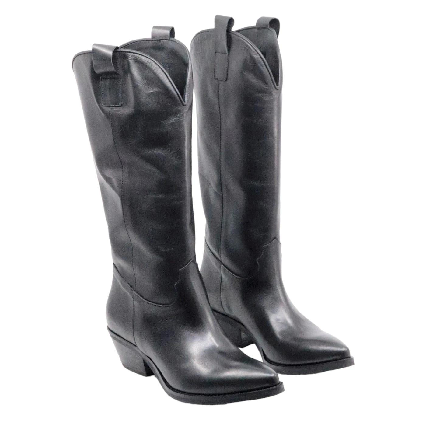 Texano donna Ranyé Jennifer realizzato in pelle nappa di colore nero 