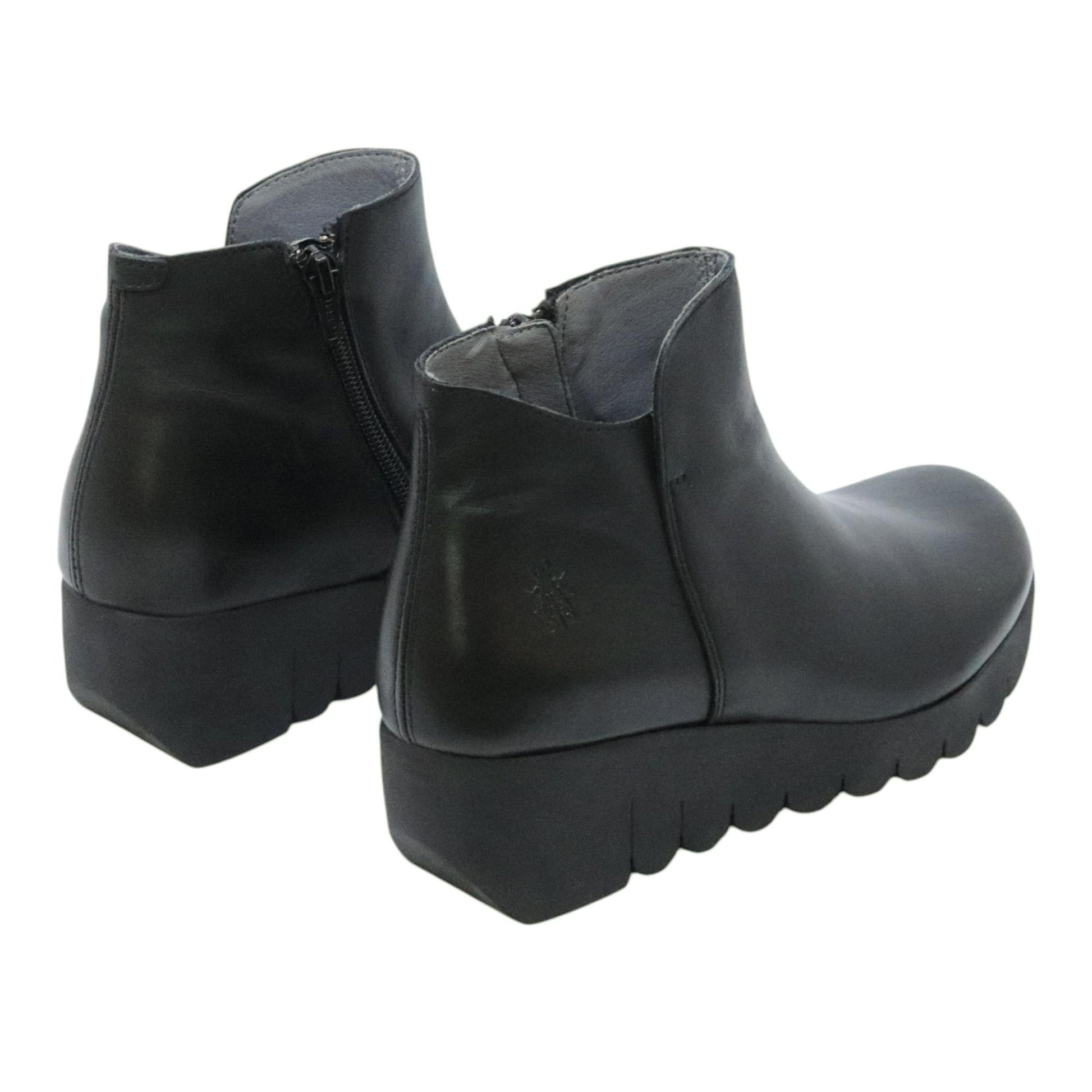 Fly London VANG364 stivaletto donna in pelle nera con zip 