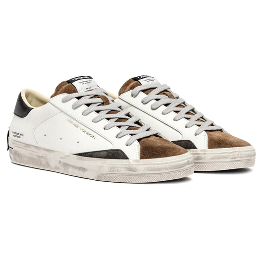 Crime London 11072 Distressed 2.0 sneaker uomo in pelle bianca con linguetta in camoscio marrone 