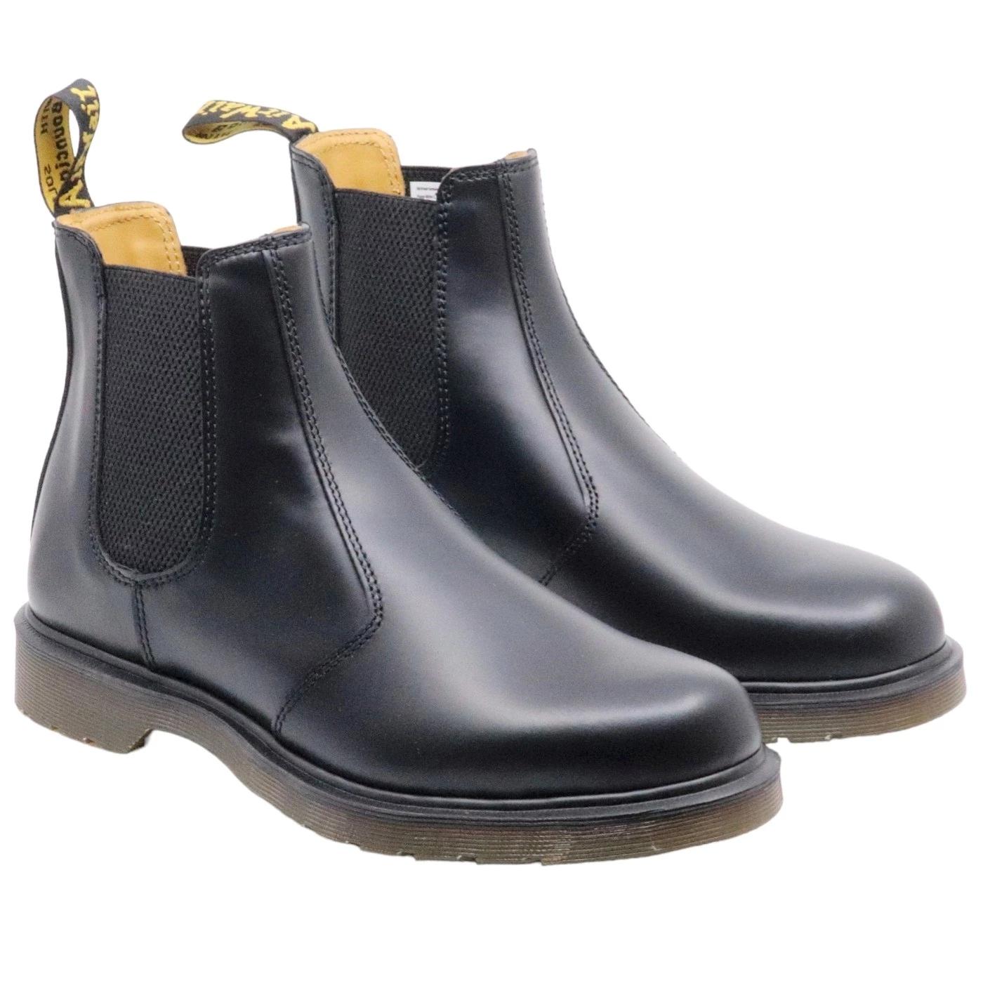Dr. Martens 2976 Beatles unisex in pelle smooth nera 2976-BLKSMOOTHBLACK DR MARTENS