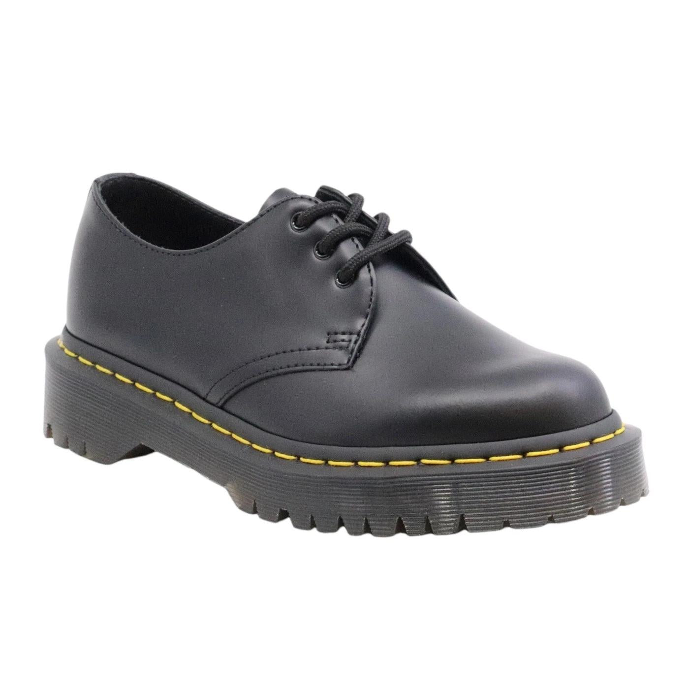 Scarpa allacciata Dr. Martens 1461 da donna realizzata in pelle nera 