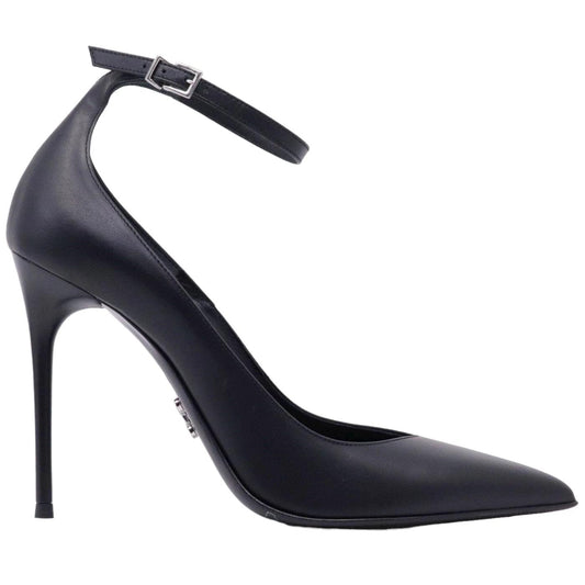 Sergio Levantesi décolleté da donna realizzato in pelle opaca di colore nero 