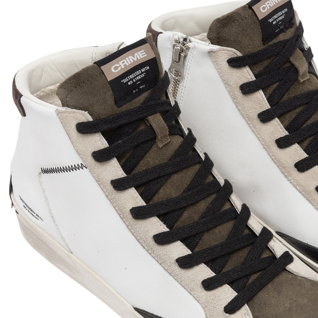 Crime London 15051 Distressed High sneaker uomo in pelle bianca e linguetta in camoscio verde 