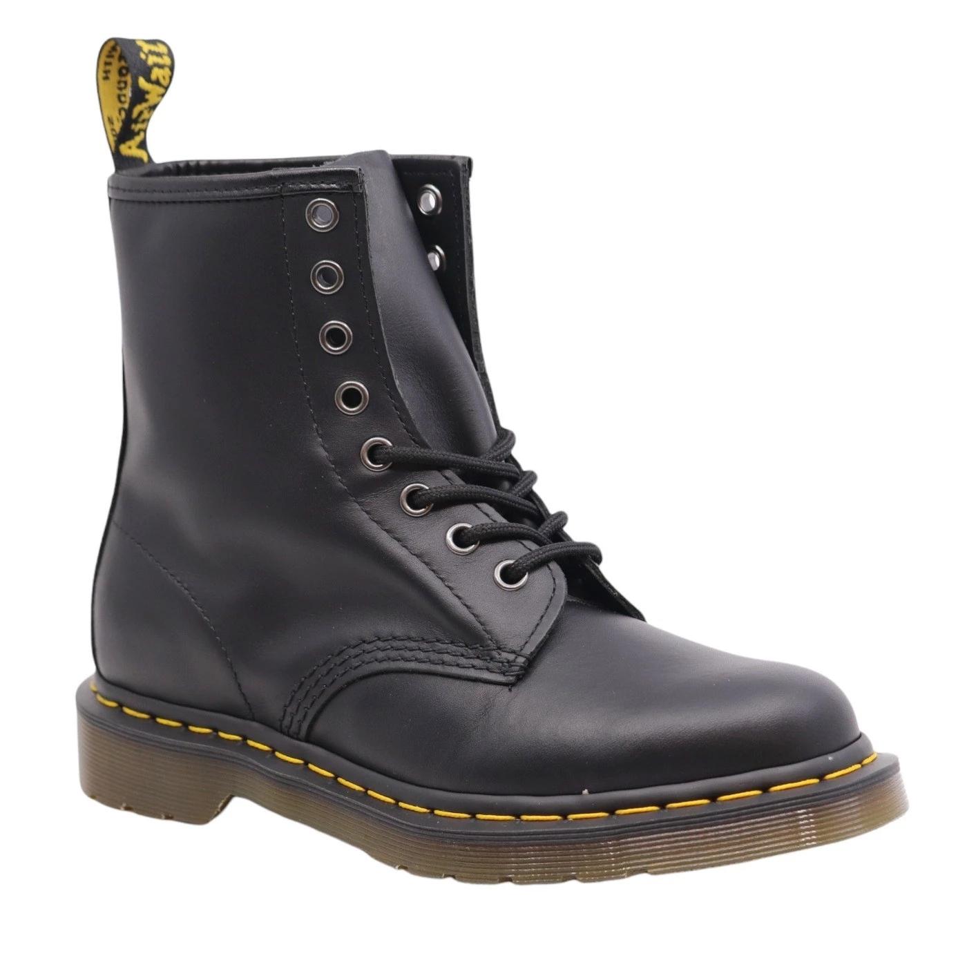 Dr. Martens 1460 anfibio unisex in pelle nappa nera 