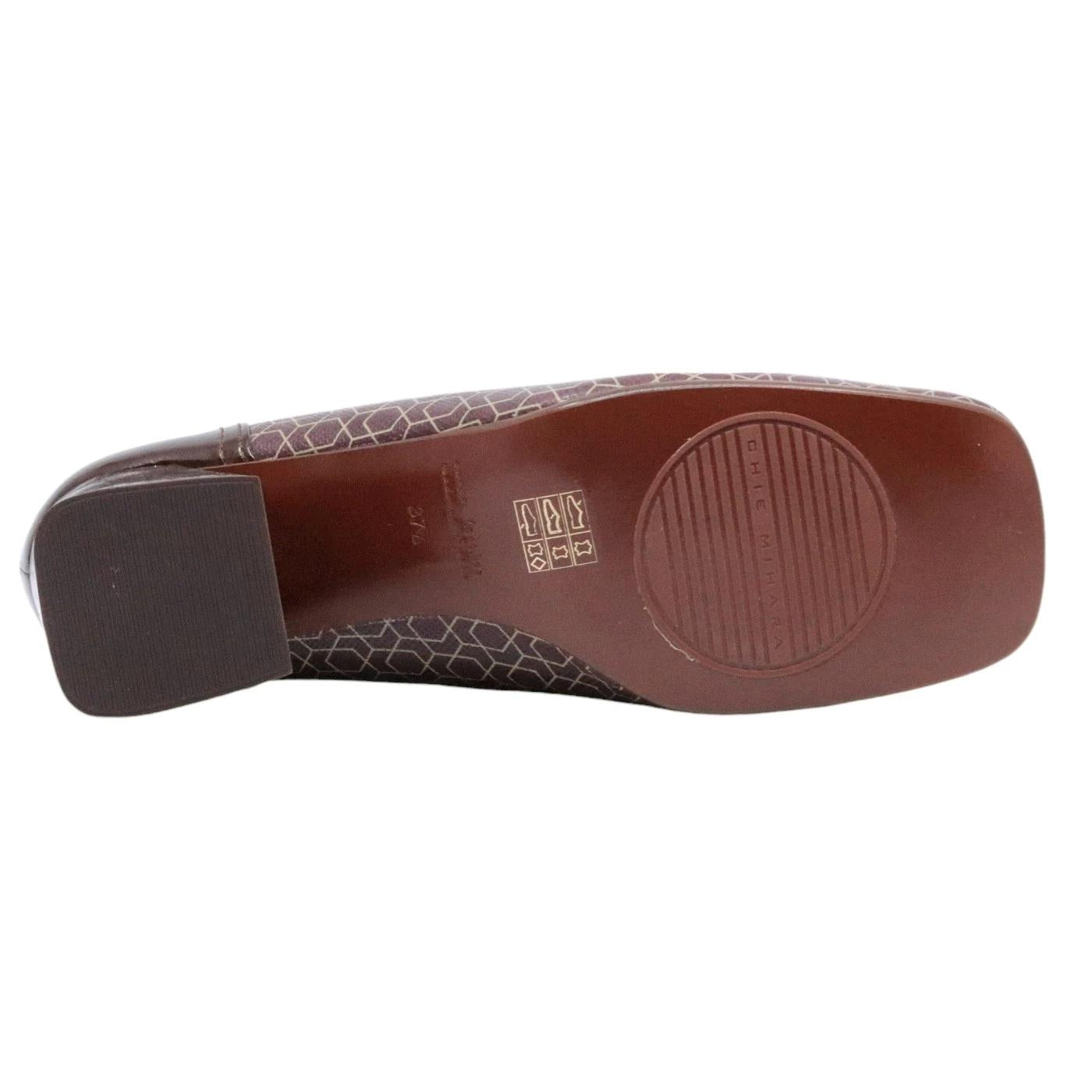 Mocassino con tacco Chie Mihara Sotel in pelle marrone scuro e ocra 