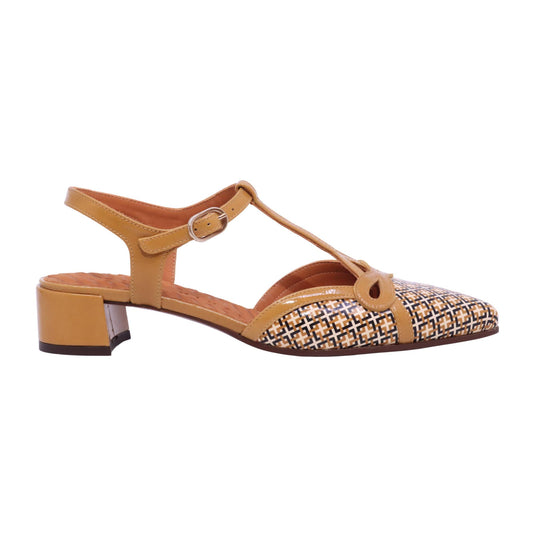 Chie Mihara Hener slingback donna in pelle ocra con stampa geometrica 