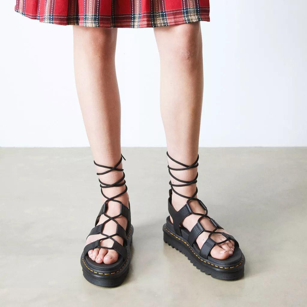 Dr Martens Nartilla Athena sandalo donna in pelle nera 