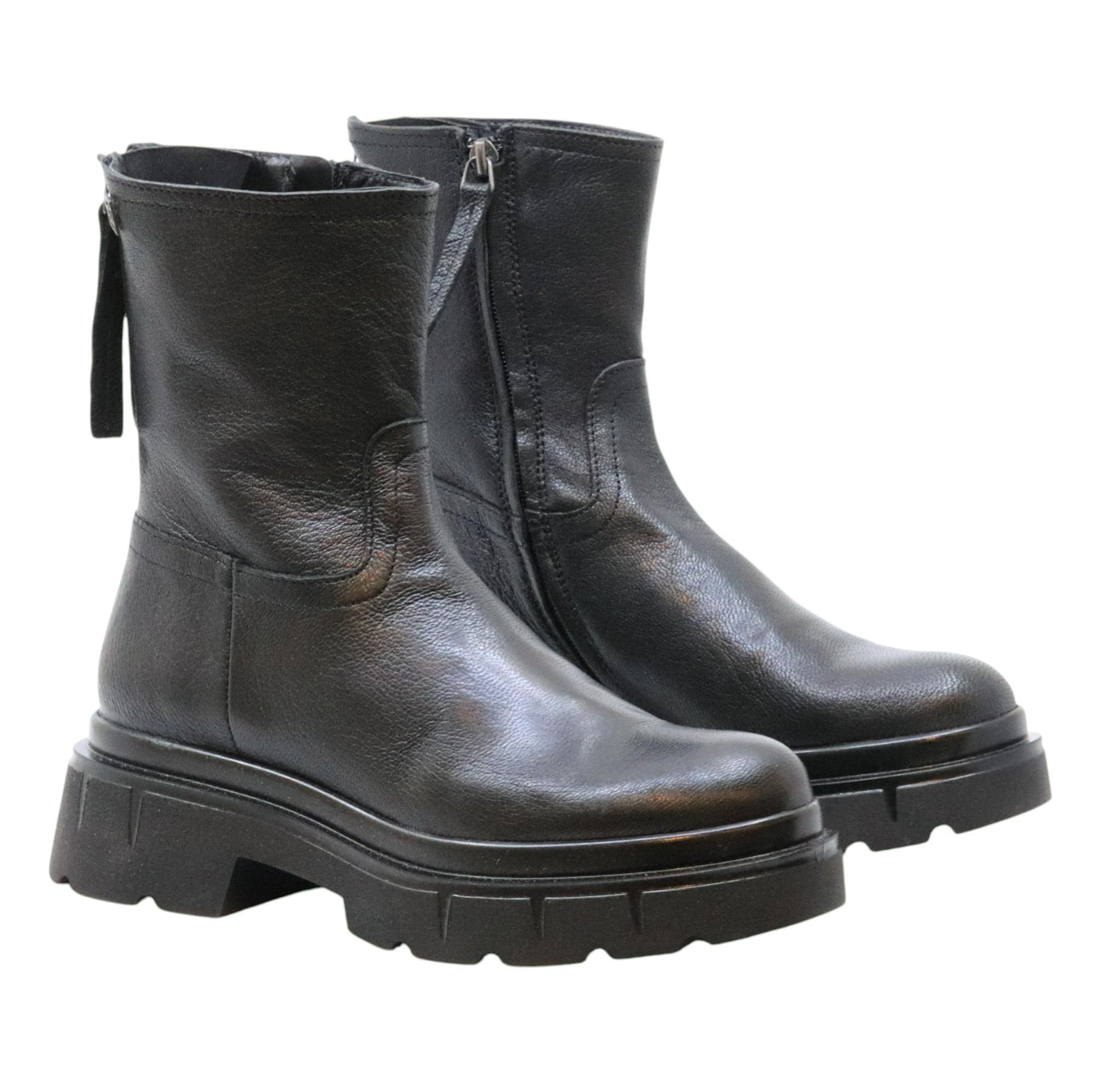 GIO+ CORA07B Combi stivaletto donna in pelle nera con fondo carro armato 