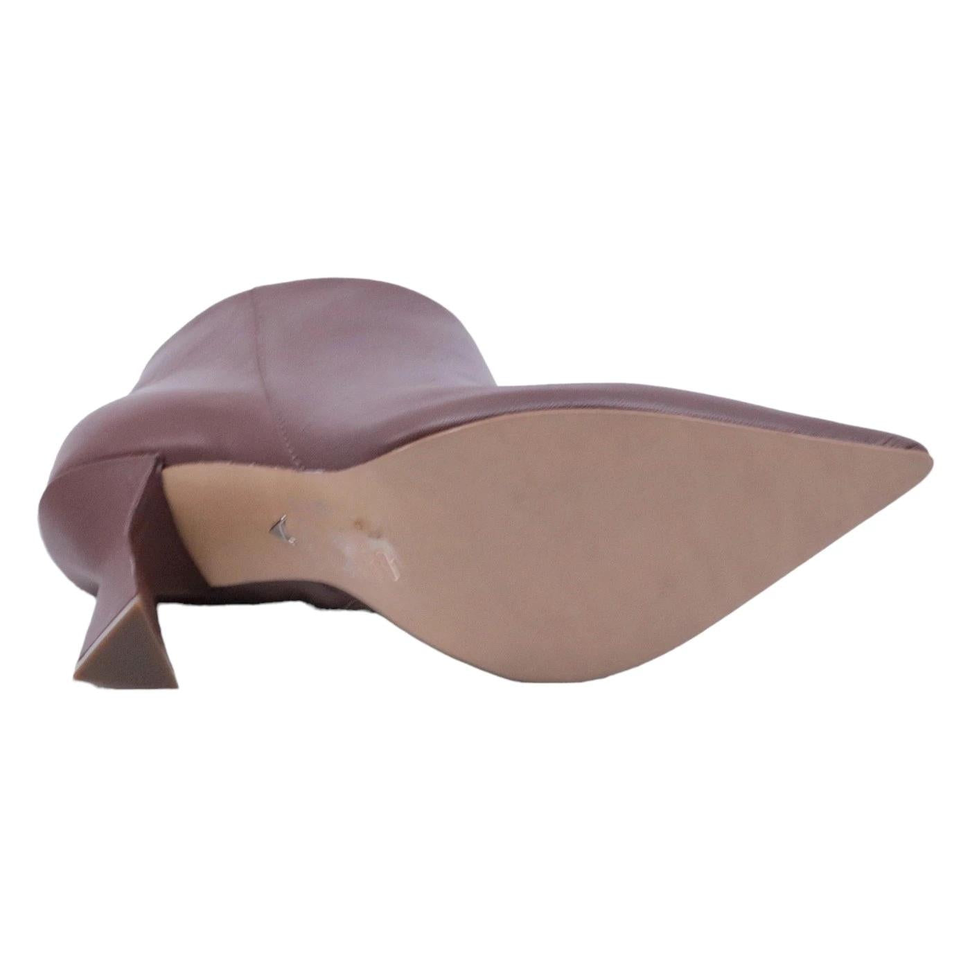 Tronchetto donna Carrano in elegante pelle di colore marrone 