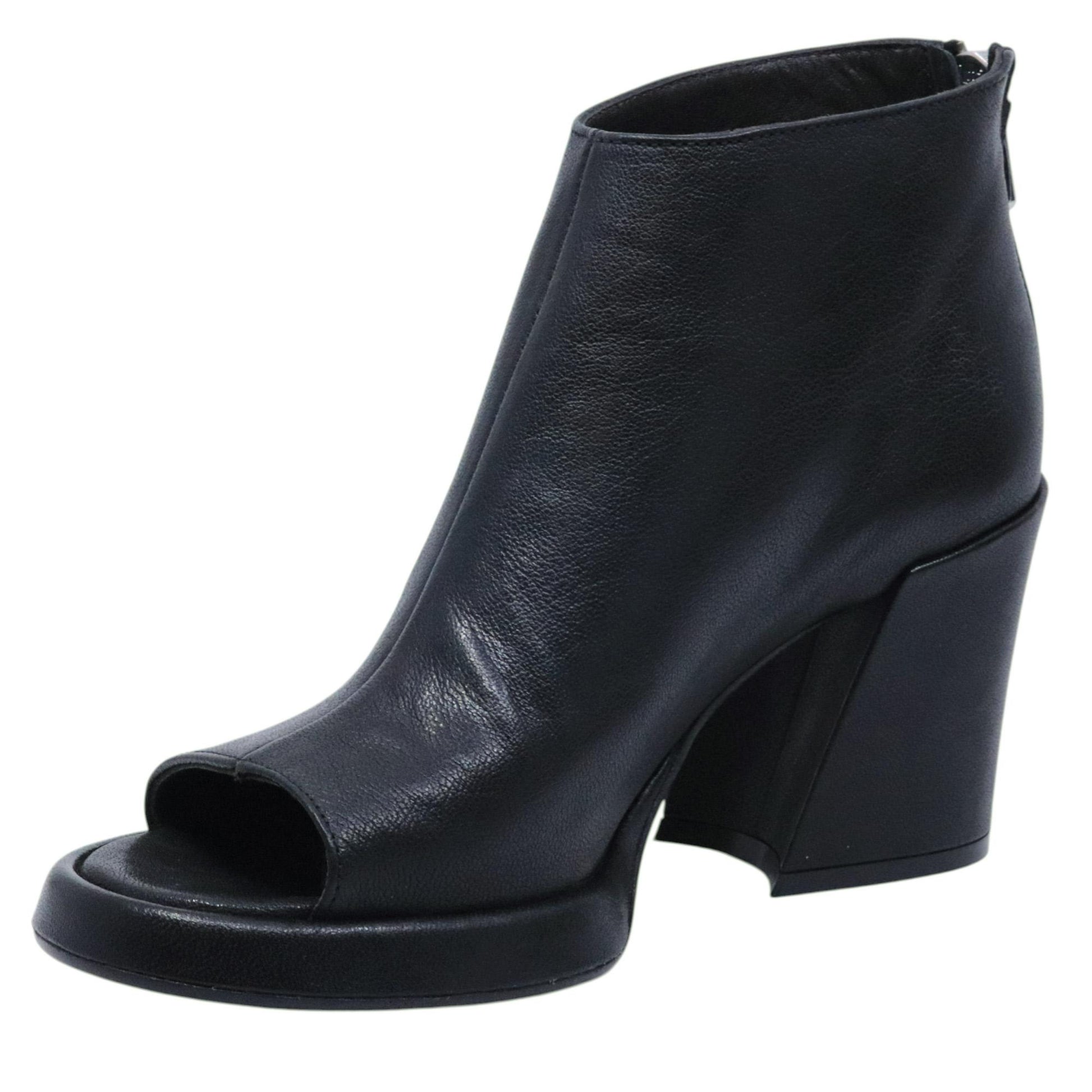 Stivaletto donna Curiositè 2735 in pelle nera con punta aperta 