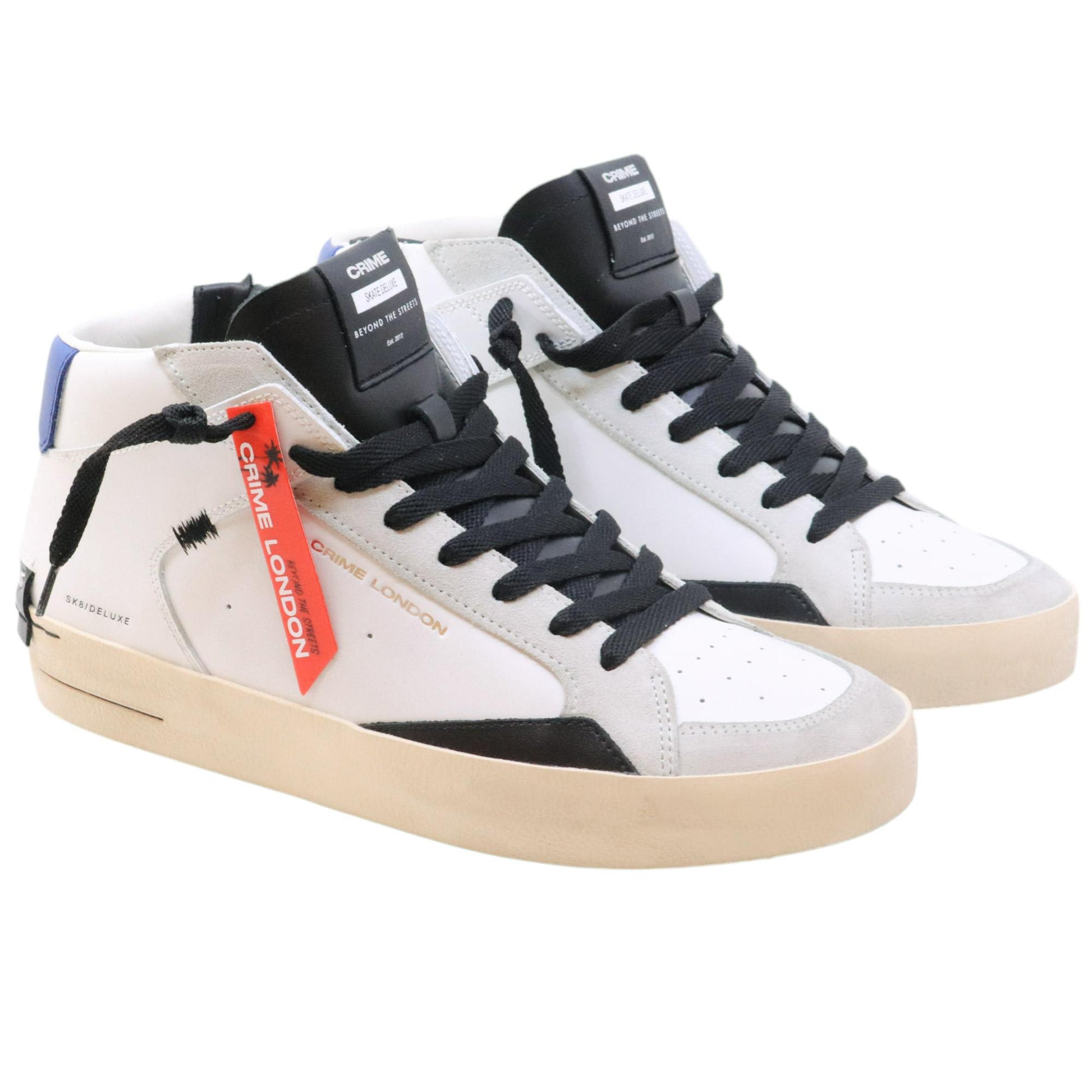 Crime London Sk8 Deluxe Mid 15151 in pelle bianca con talloncino blu e lingetta nera 
