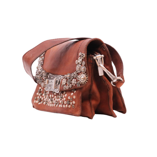 Campomaggi Agnese C016500ND borsa a tracolla in pelle cognac con borchie metalliche 