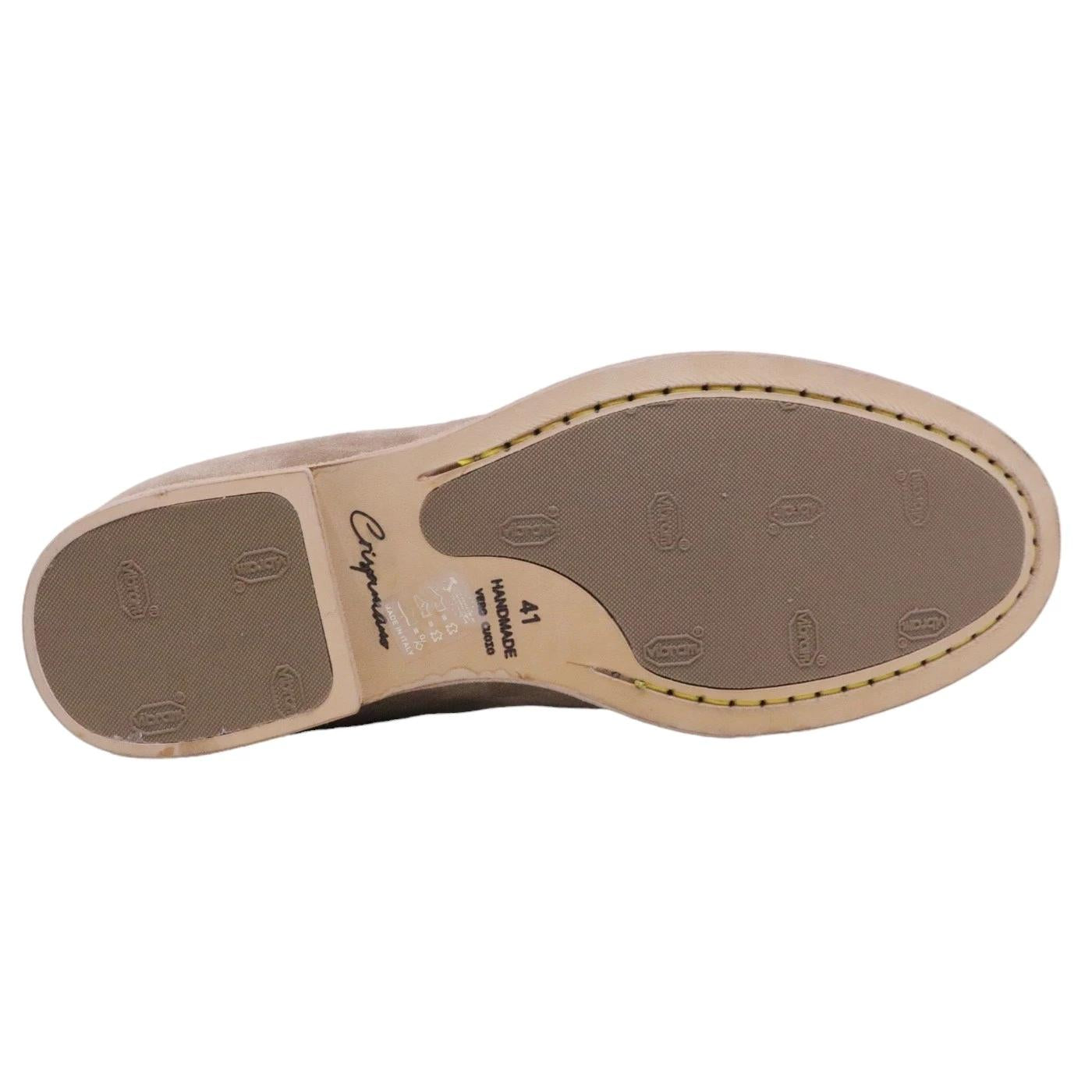 Scarpa Derby uomo Crispiniano 490 in pelle scamosciata taupe 