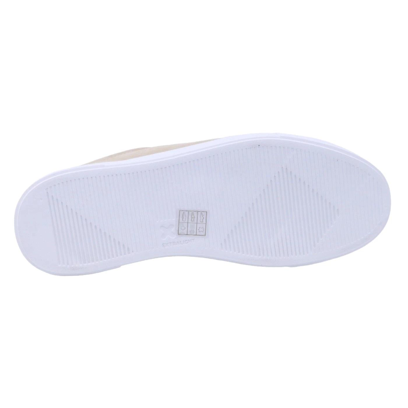 Sneaker uomo Crime London Extralight 16800  in morbido camoscio beige 