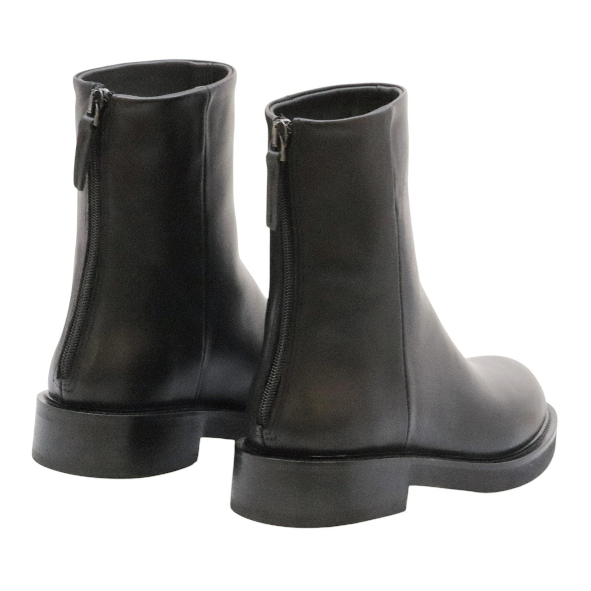 The Seller MW547 stivaletto donna in pelle nera con zip posteriore 