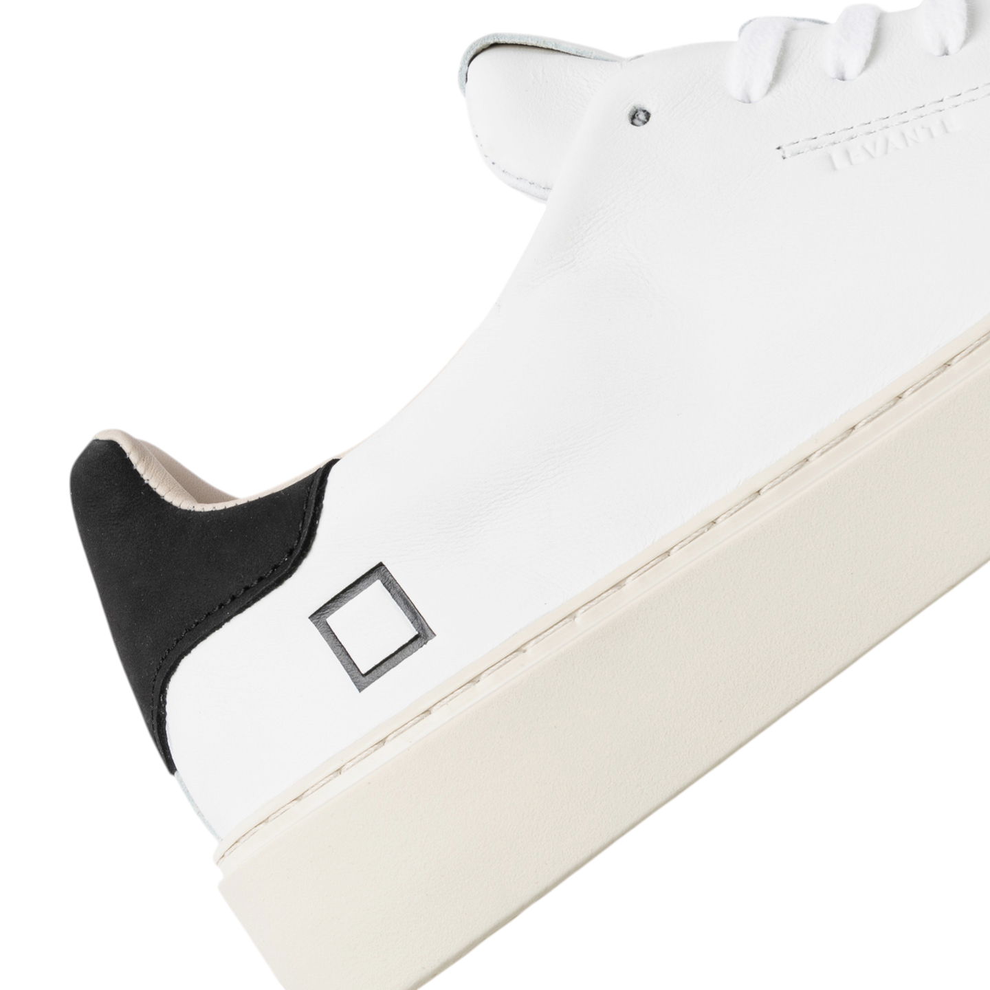 DATE Levante Calf White Black LV-CA-WB sneaker uomo in pelle bianca con talloncino nero 