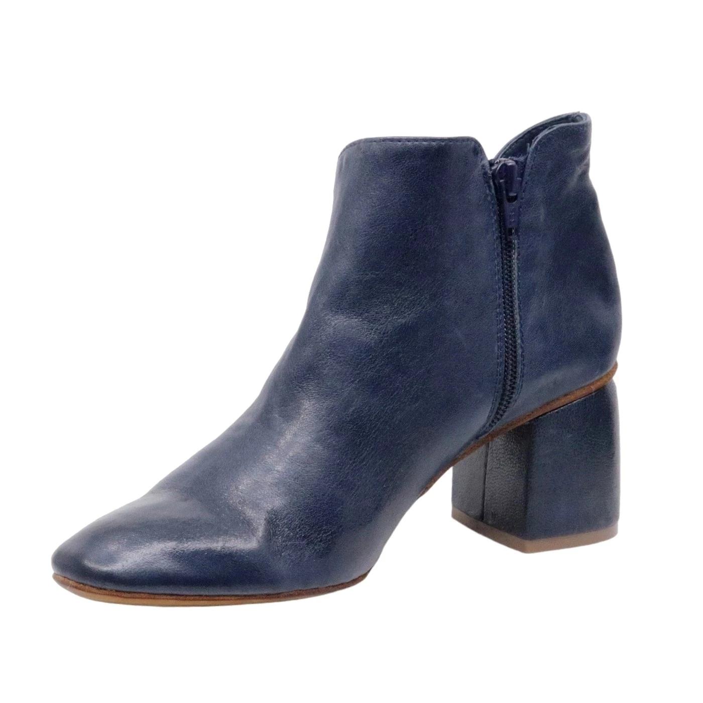 Stivaletto donna Kudetà in morbida pelle di colore blu 